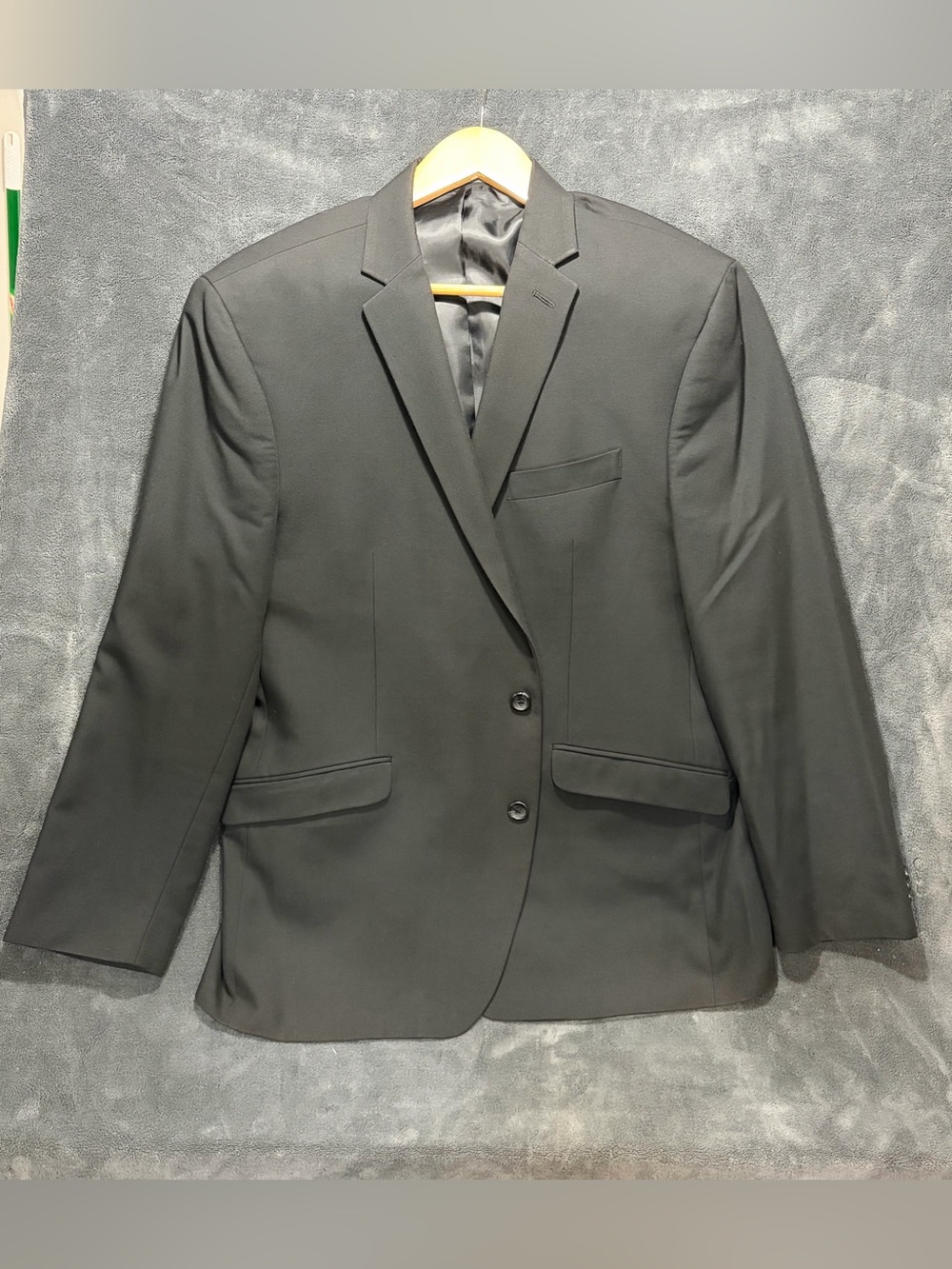 Kenneth Cole Men's Black Suit Jacket 46R 40W